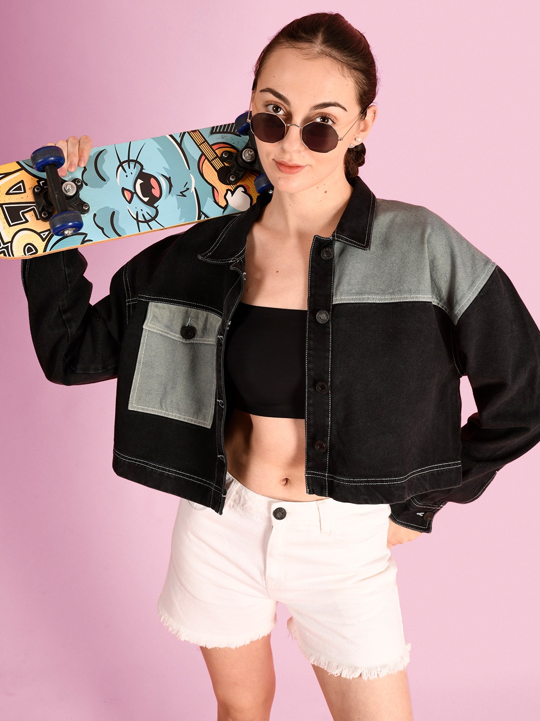 

Bene Kleed Women Colourblocked Crop Pure Cotton Denim Jacket, Black