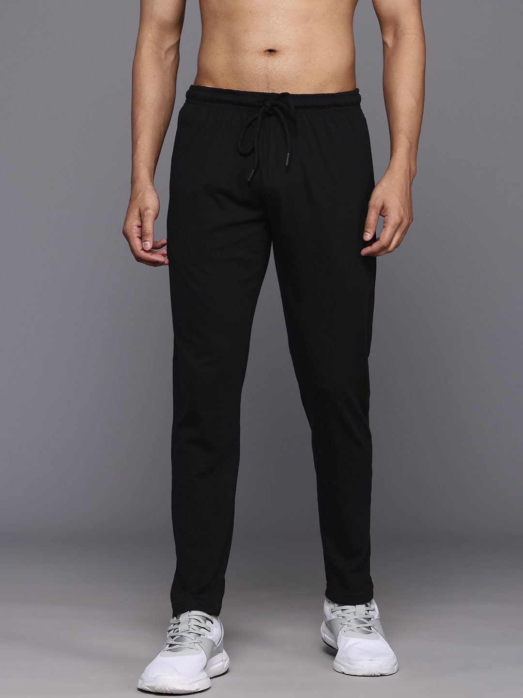 

HRX by Hrithik Roshan Men Active Track Pant, Black