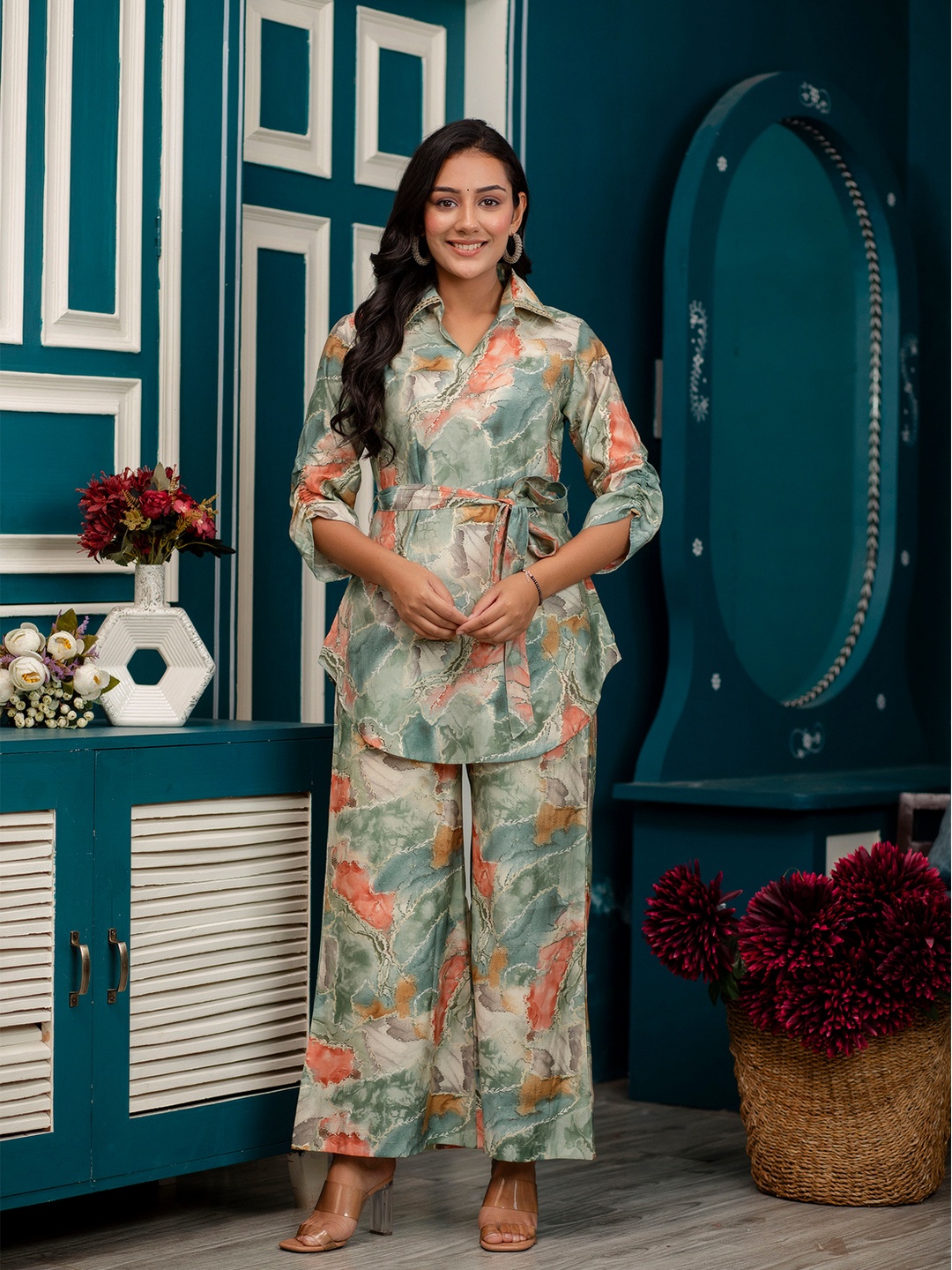 

Kohsh Shirt Collar Printed Tunic With Trouser, Green