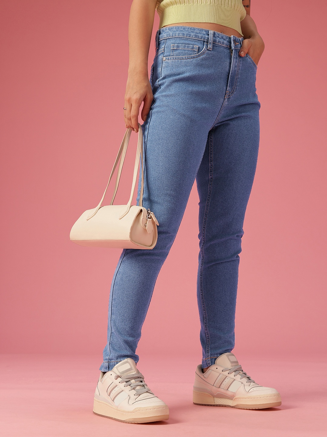 

DressBerry Women Skinny Fit High-Rise Light Fade Stretchable Jeans, Blue