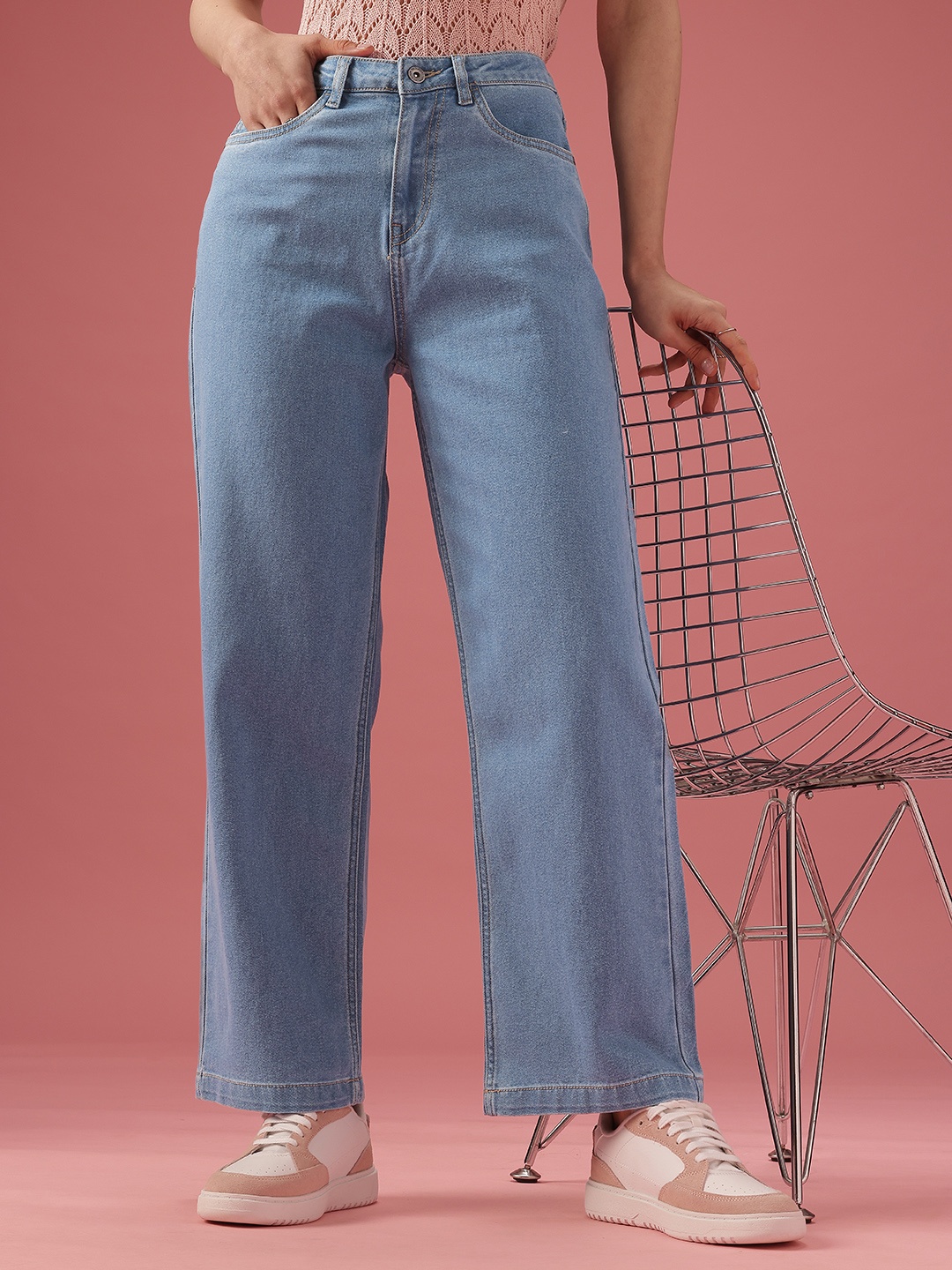 

DressBerry Women Straight Fit High-Rise Light Fade Stretchable Jeans, Blue