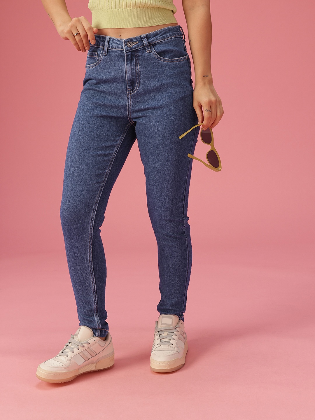 

DressBerry Women Skinny Fit High-Rise Light Fade Stretchable Jeans, Blue