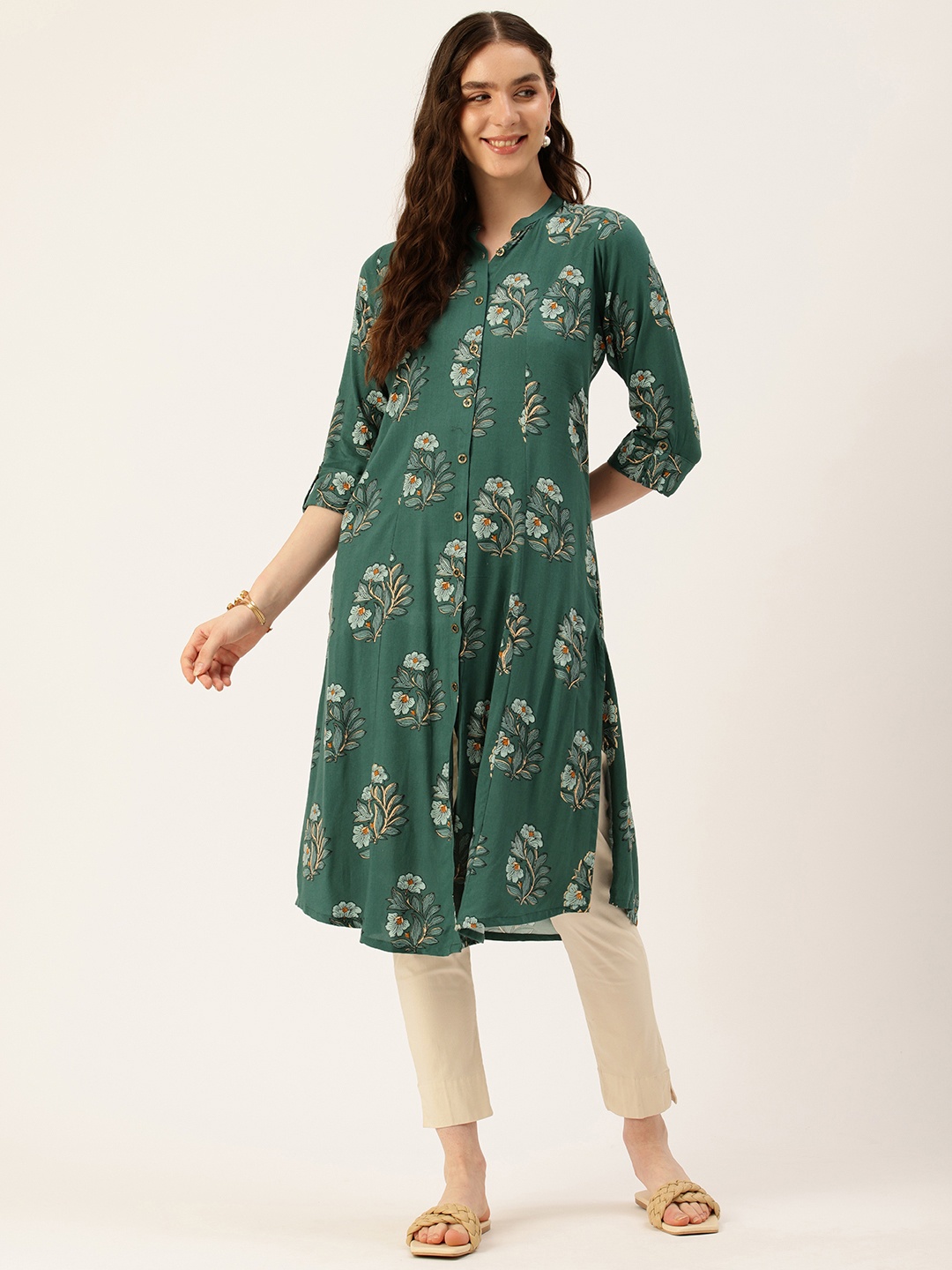 

AMUKTI Floral Printed Mandarin Collar Kurta, Green