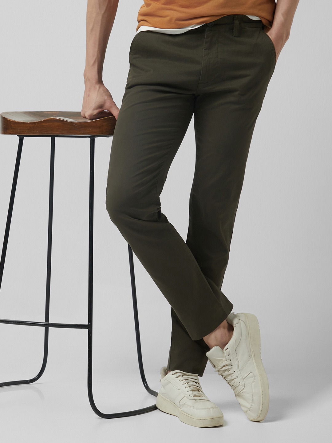 

Peter England Casuals Men Super Slim Fit Solid Trousers, Olive