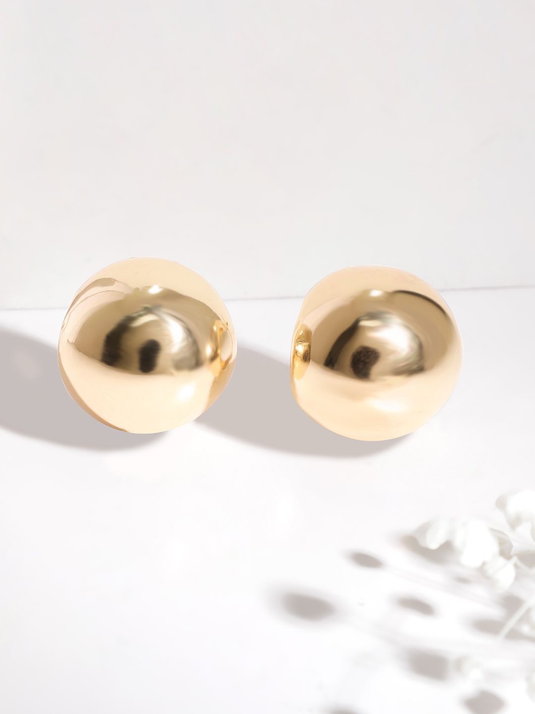 

Rubans 18KT Gold Plated Stainless Steel Tarnish-Free Waterproof Classic Hoop Earrings