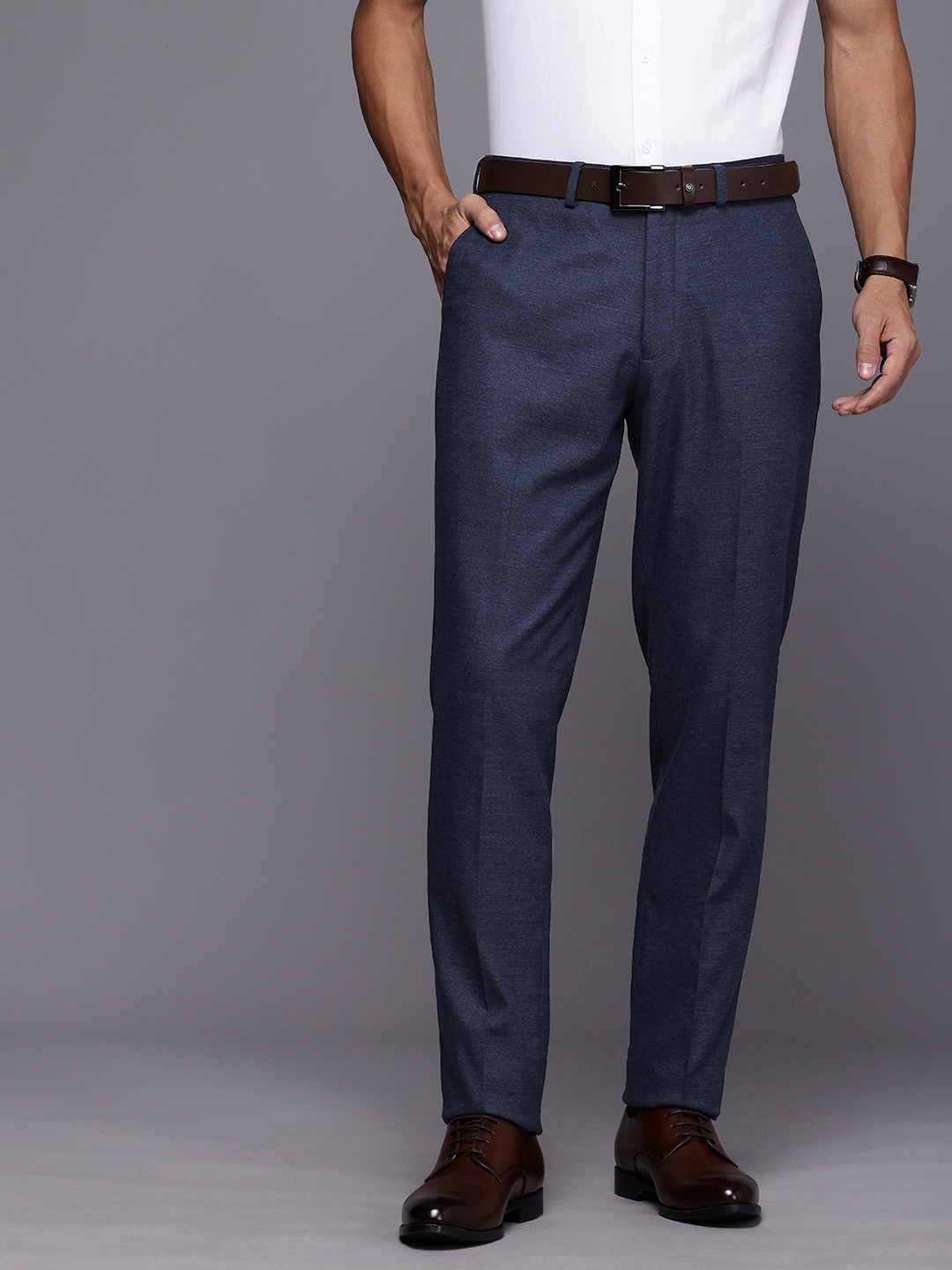 

SUITLTD Men Smart Slim Fit Trousers, Navy blue