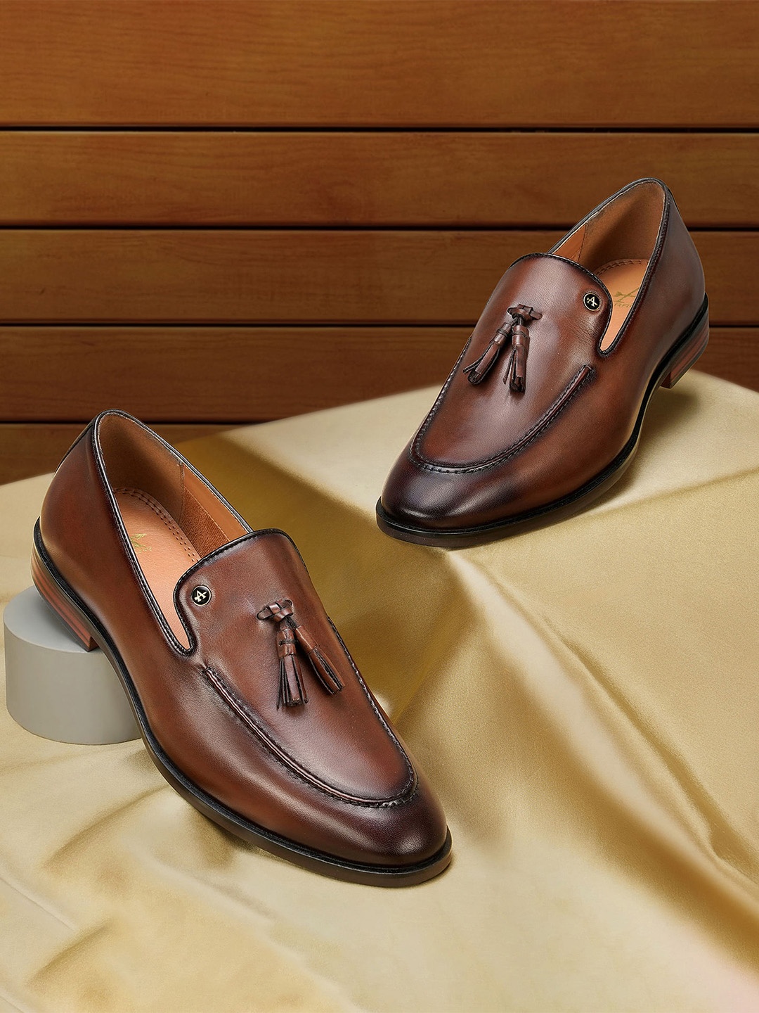 

Arrow Men ELLIPSE 2.0 Slip On Business Formal Shoes, Brown