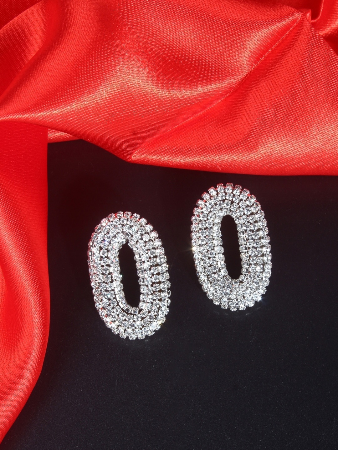 

KPOP Silver-Plated Rhinestone Studded Contemporary Studs Earrings