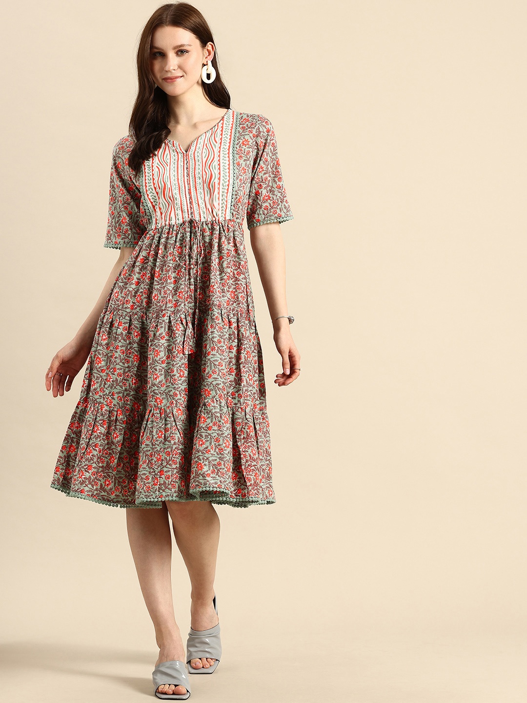 

A&K Printed V-Neck Pure Cotton Fit & Flare Dress, Green