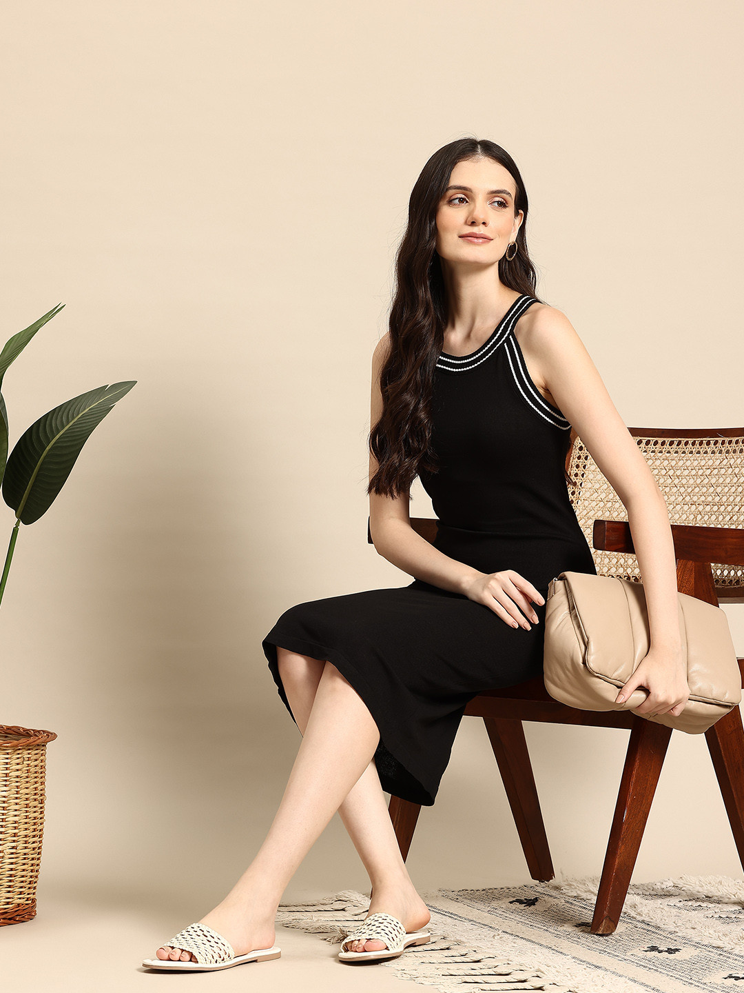

Mast & Harbour Bodycon Midi Dress, Black