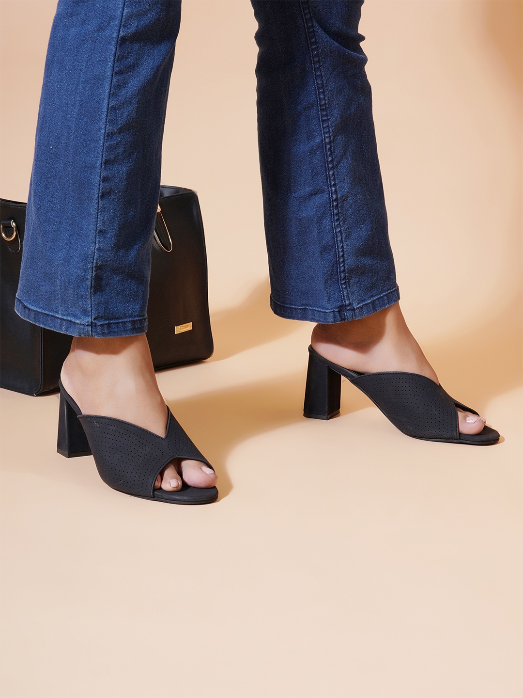 

PLANET WALK Textured Block Peep Toes with Laser Cuts, Black