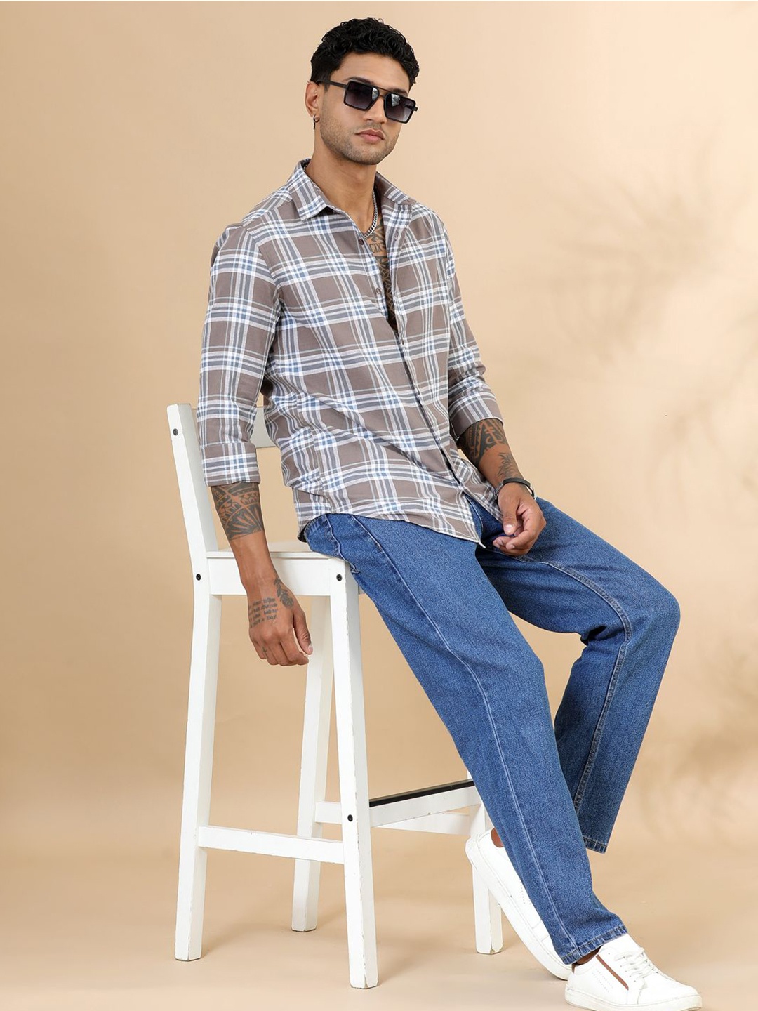 

Bushirt Men Classic Spread Collar Tartan Checked Cotton Casual Shirt, Brown