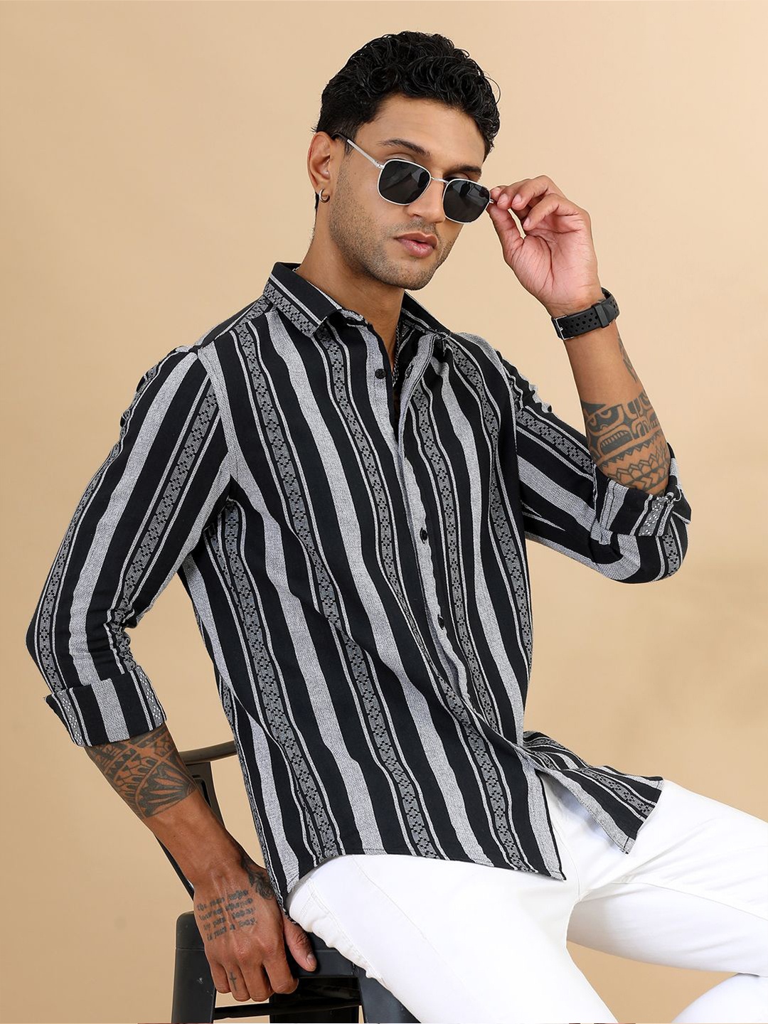 

Bushirt Men Classic Spread Collar Vertical Striped Cotton Casual Shirt, Black