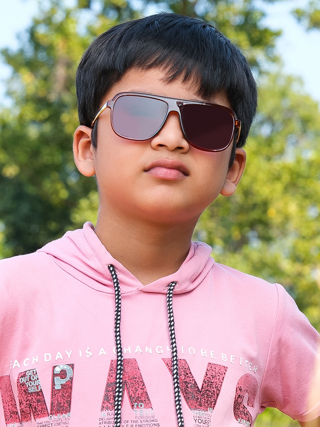 

DukieKooky Unisex Kids Square Sunglasses with UV Protected Lens DKSG362M-AA, Brown