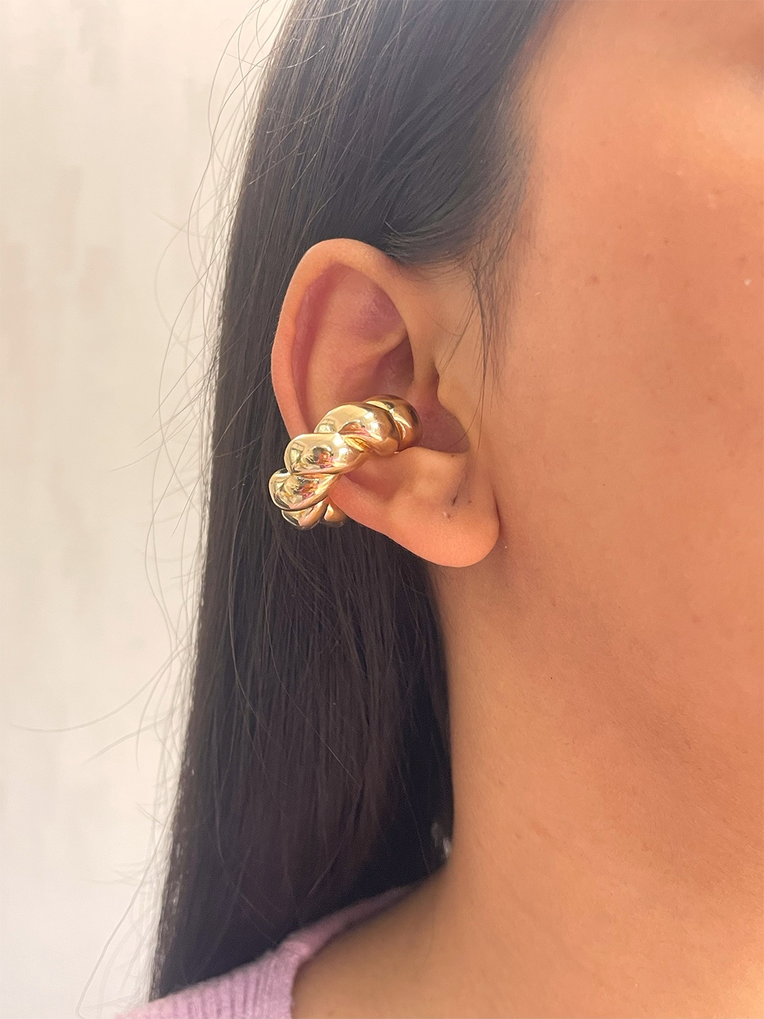 

ISHKAARA Gold-Plated Circular Twisted Bold Chunky Ear Cuff Earrings