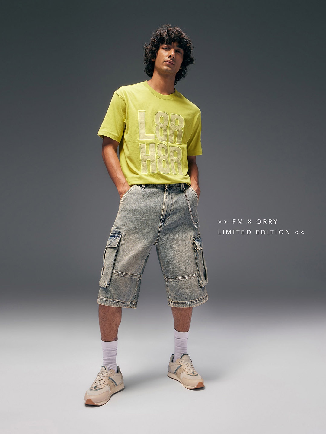 

Flying Machine Men Orry X Mid Rise Cobain Fit Cargo Shorts, Blue