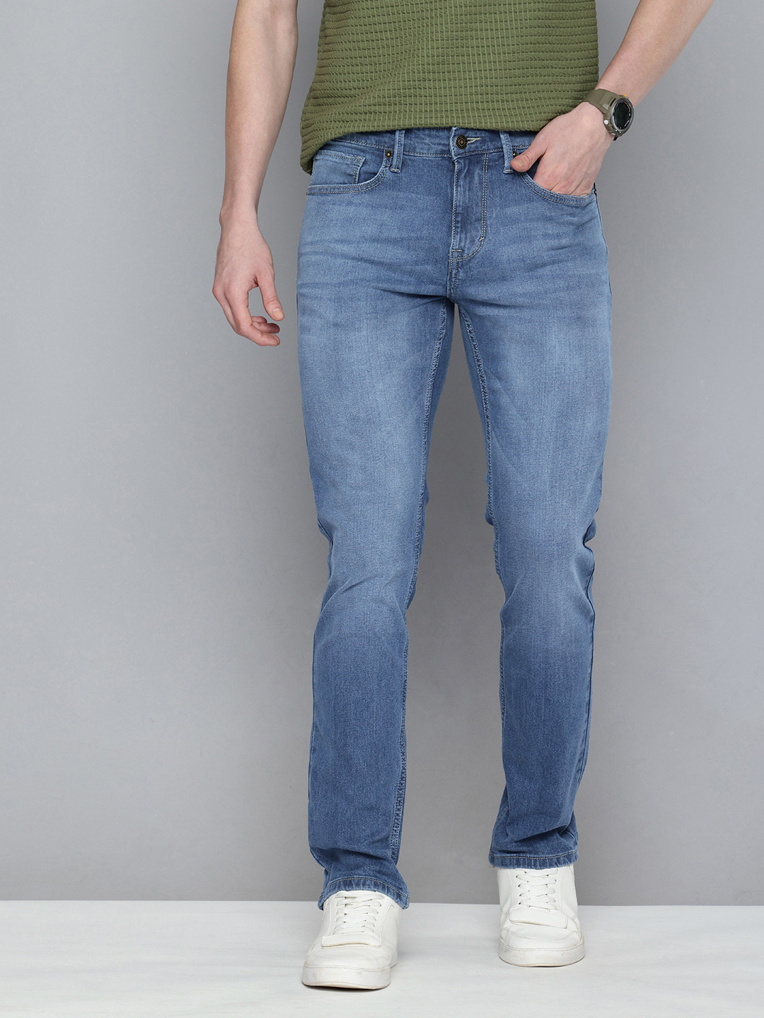 

Flying Machine Men Freddie Slim Straight Fit Heavy Fade Stretchable Jeans, Blue