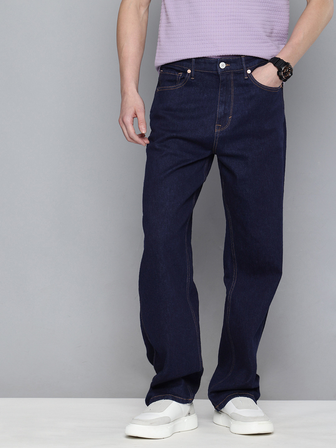 

Flying Machine Men Cobain Loose Fit High-Rise Light Fade Stretchable Jeans, Blue