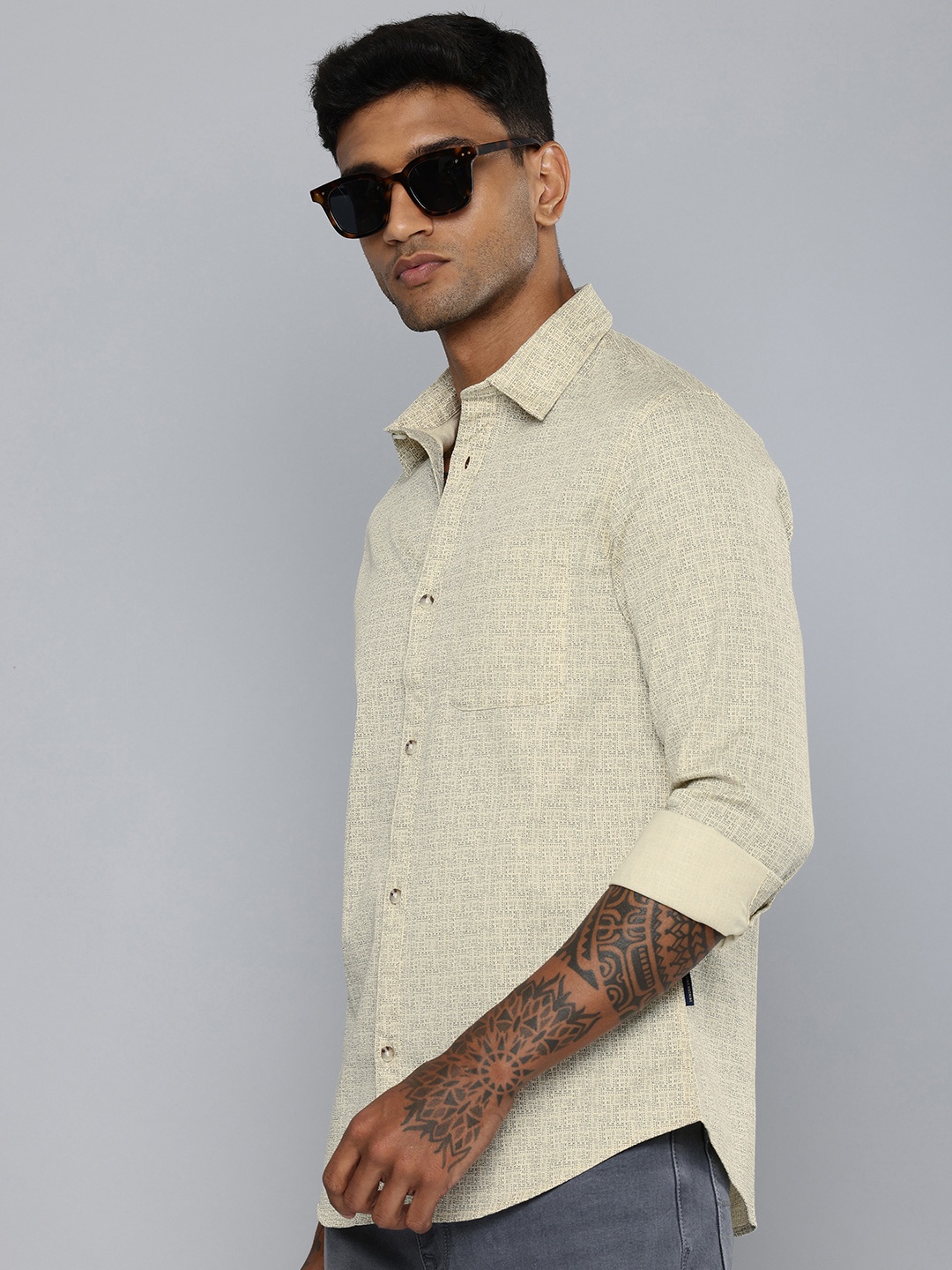

Flying Machine Slim Fit Geometric Printed Casual Shirt, Beige