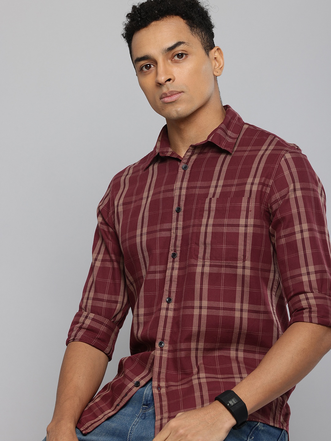 

Flying Machine Slim Fit Checked Pure Cotton Casual Shirt, Maroon