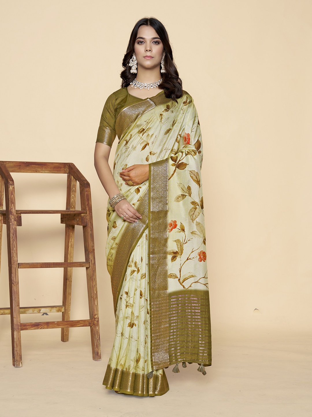 

ETHNIC TODAY Floral Printed Zari Kanjeevaram Saree, Yellow