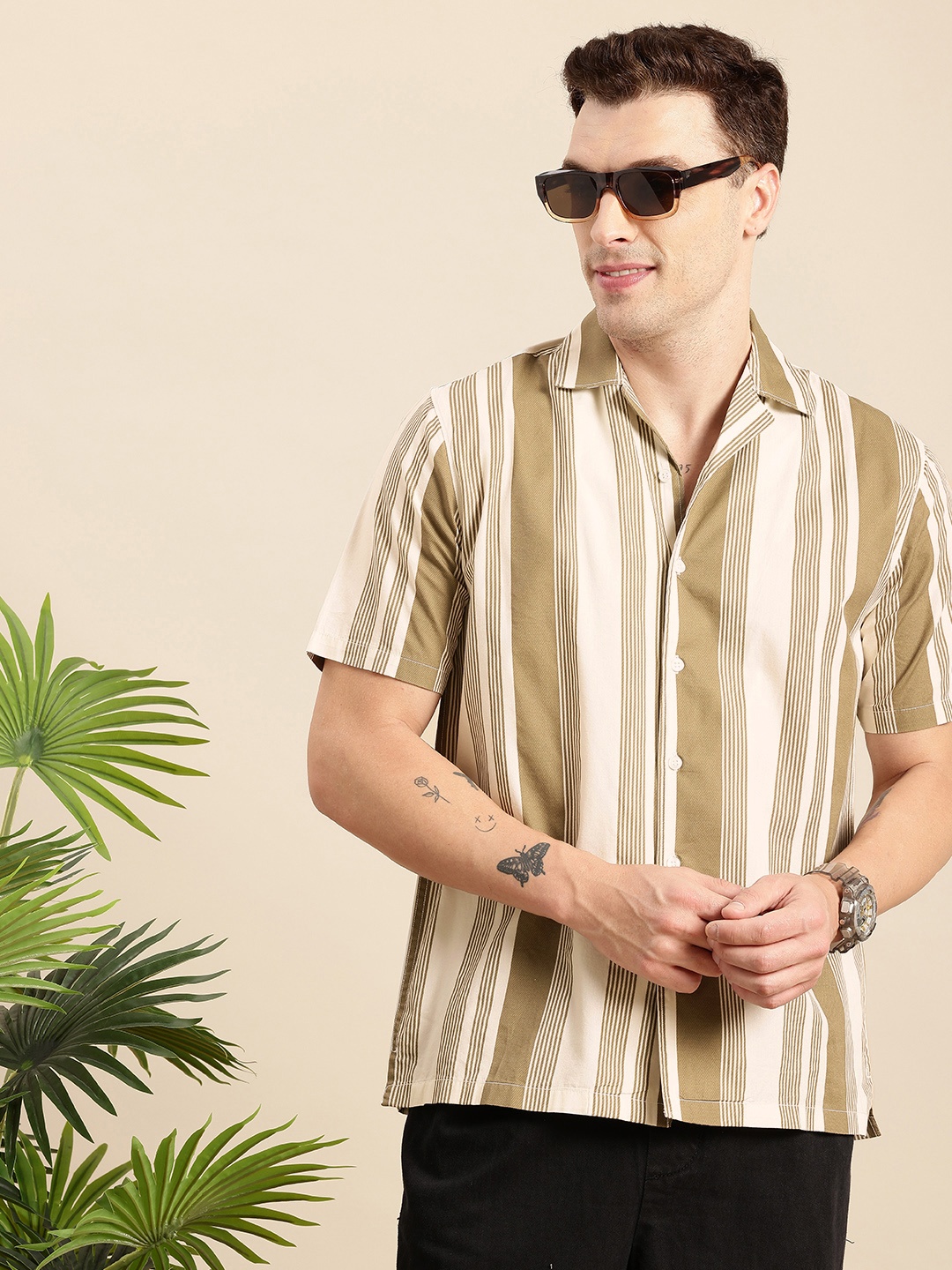 

Mast & Harbour Vertical Stripes Casual Shirt, Olive