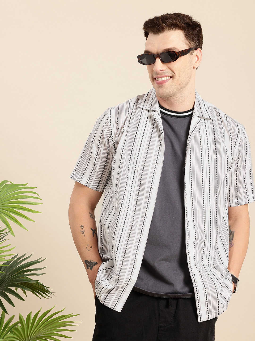

Mast & Harbour Geometric Printed Pure Cotton Casual Shirt, White