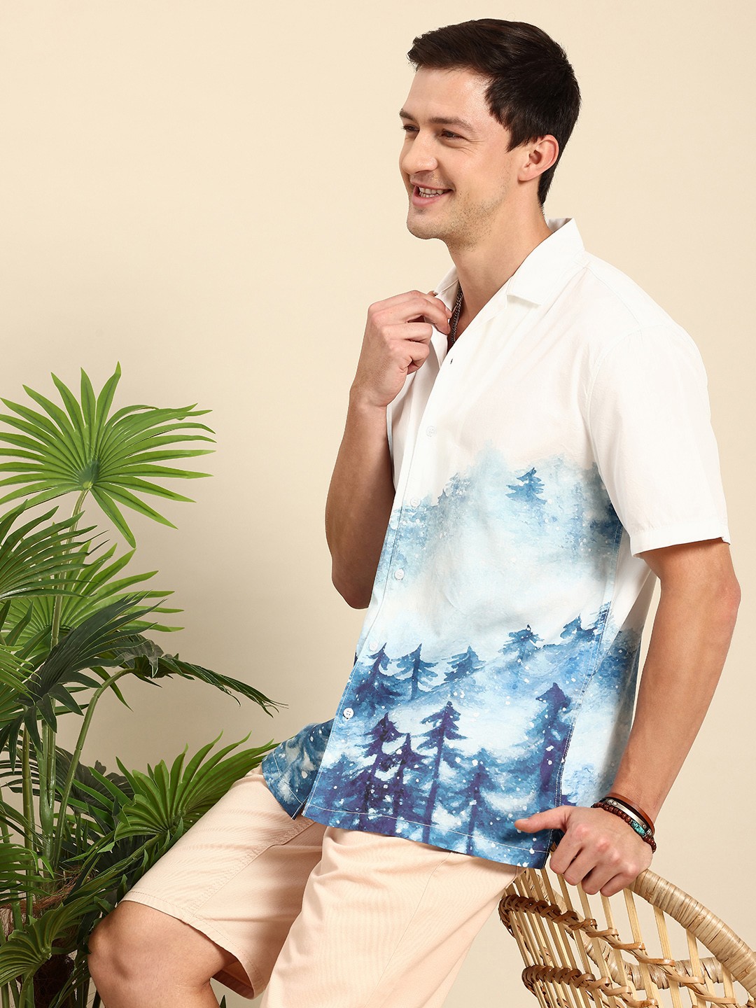 

Mast & Harbour Graphic Printed Casual Shirt, White