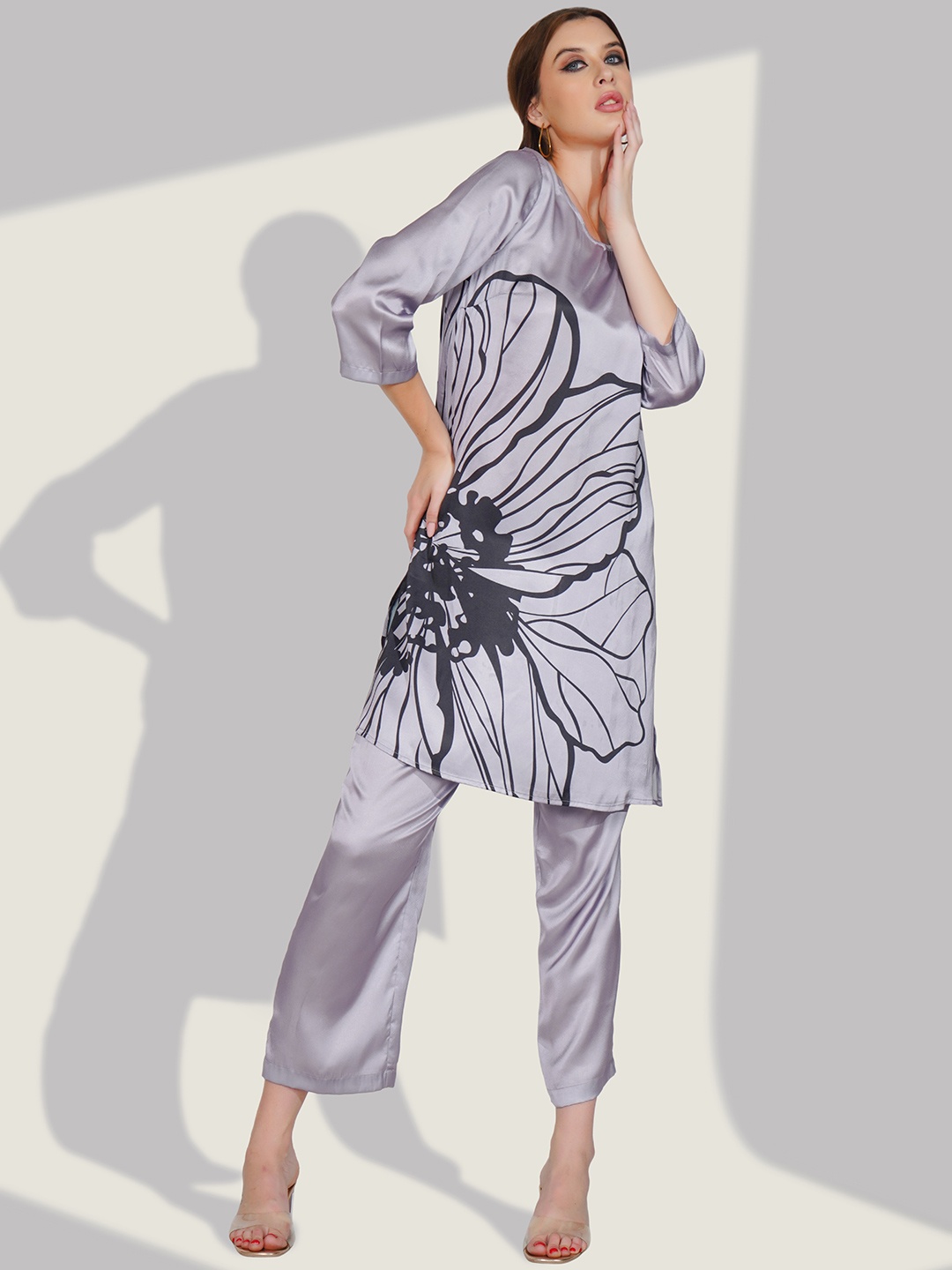 

Dora Dori Floral Printed Tunic With Trouser, Silver