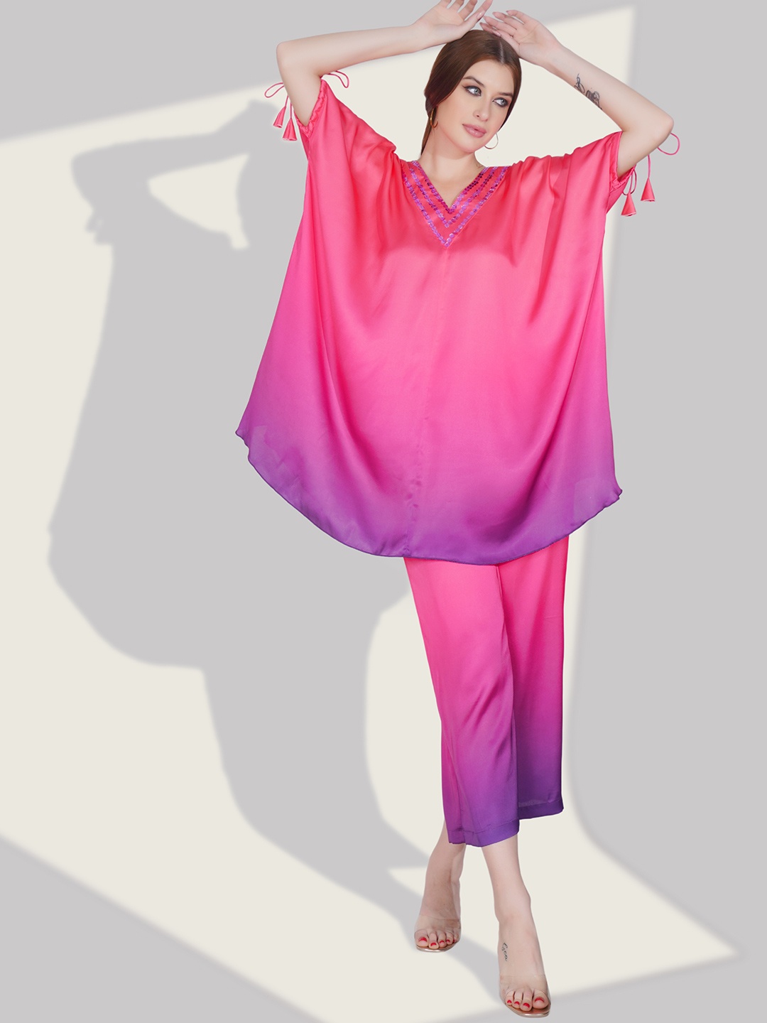 

Dora Dori Women Dyed Sequince Top With Palazzo Co-Ords, Pink