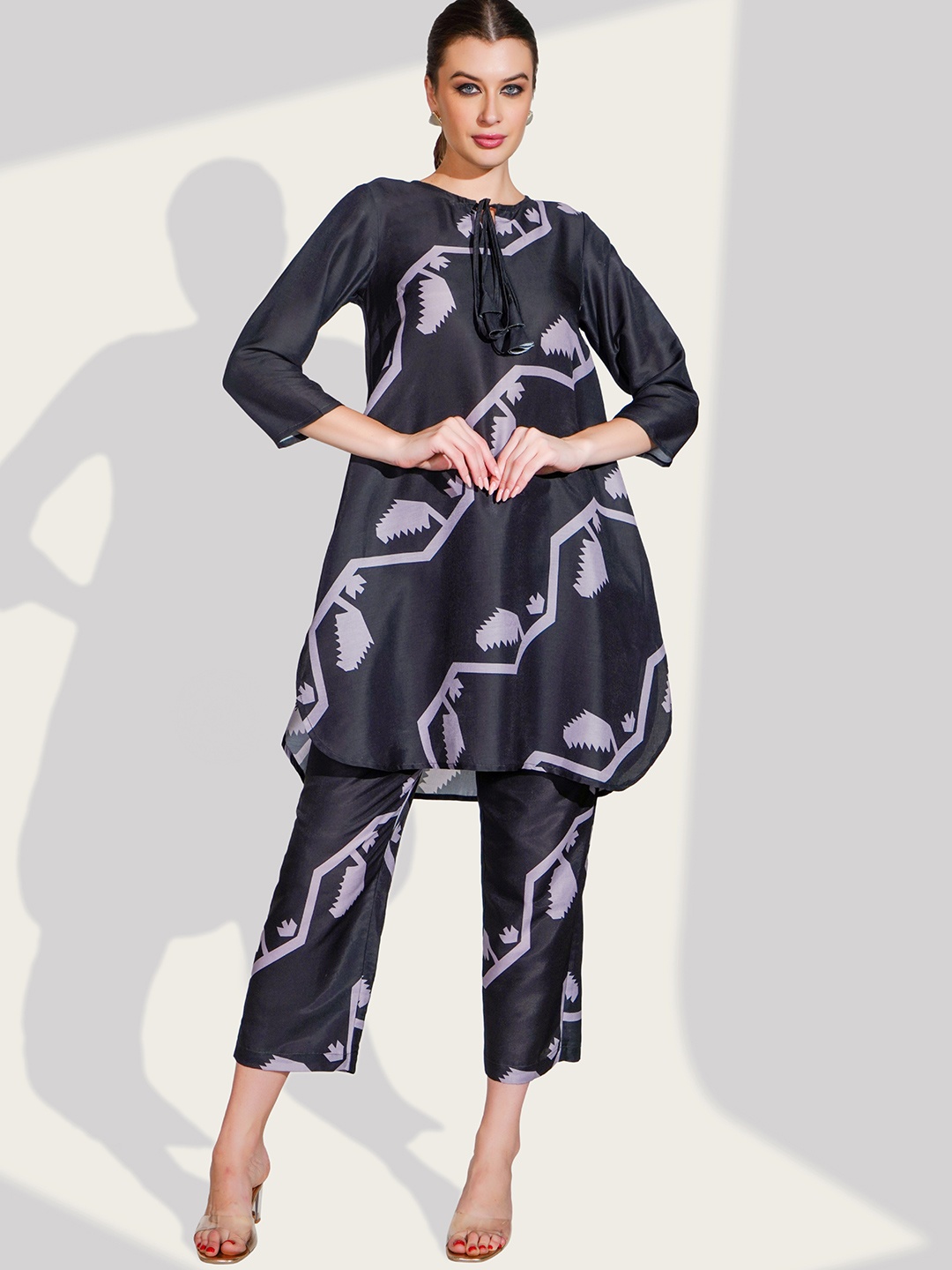 

Dora Dori Printed Tunic With Trouser, Black