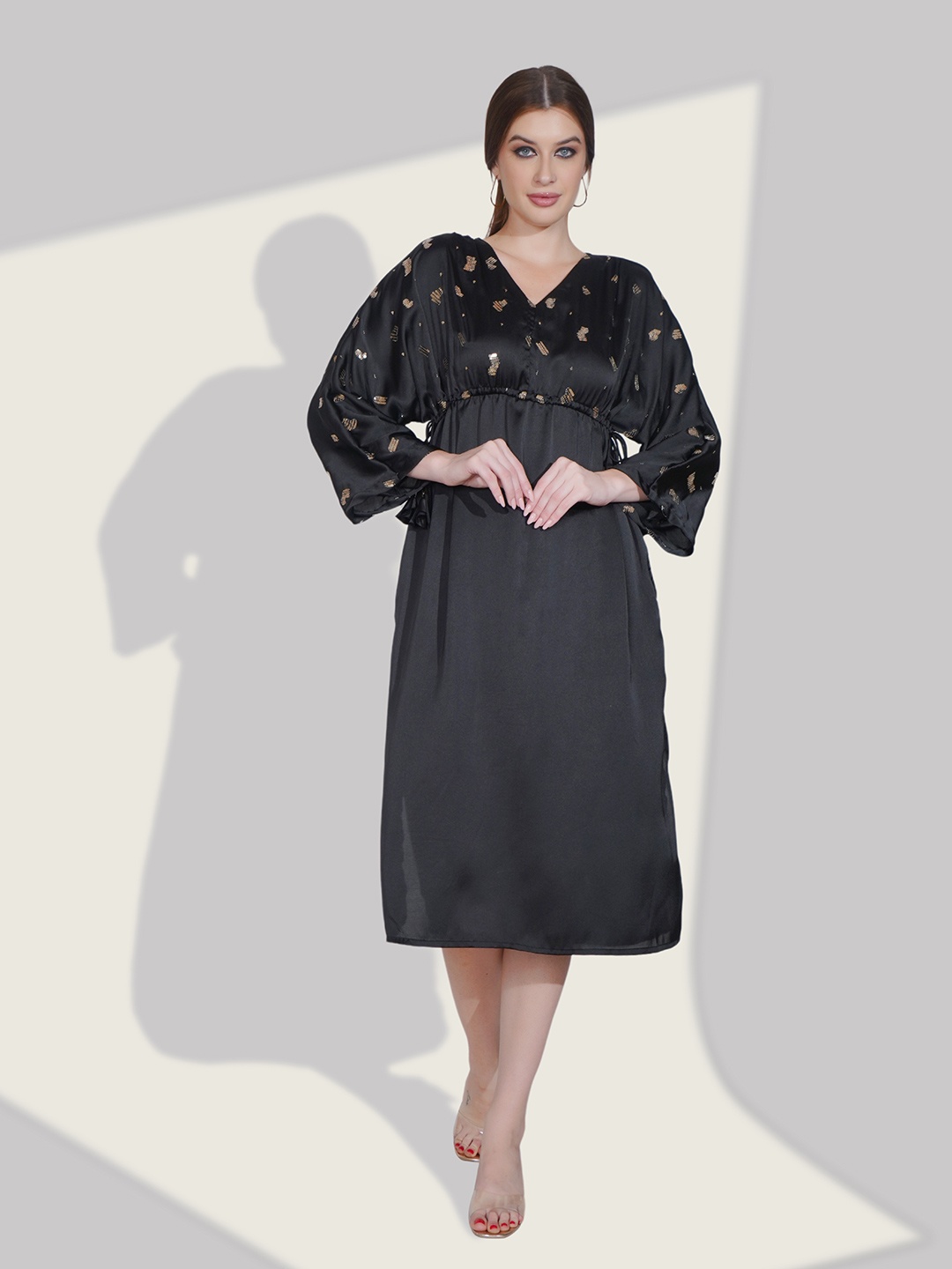 

Dora Dori Women Solid Embellished Kimono Sleeve Kaftan Midi Dress, Black