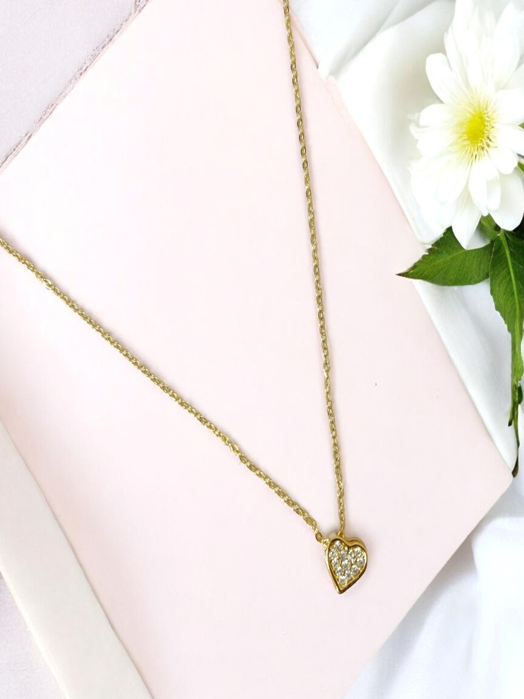 

AccessHer Gold-Plated Stone Studded Heart Shaped Minimal Necklace