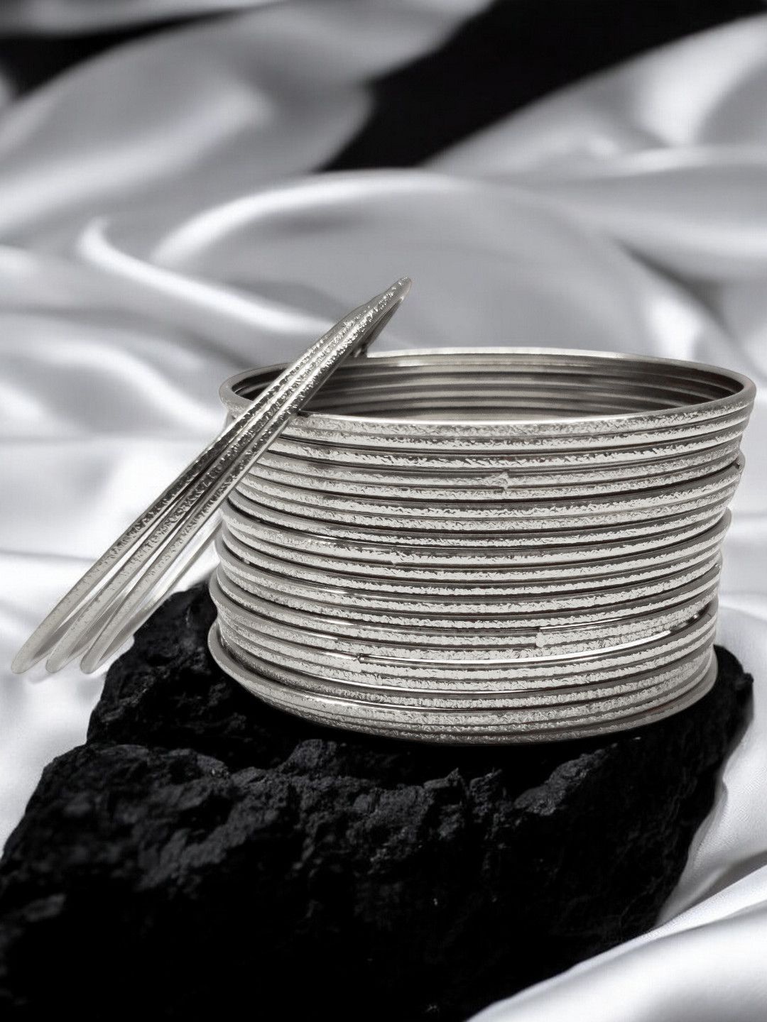 

OOMPH Set Of 24 Oxidised Shimmer Bangles, Silver