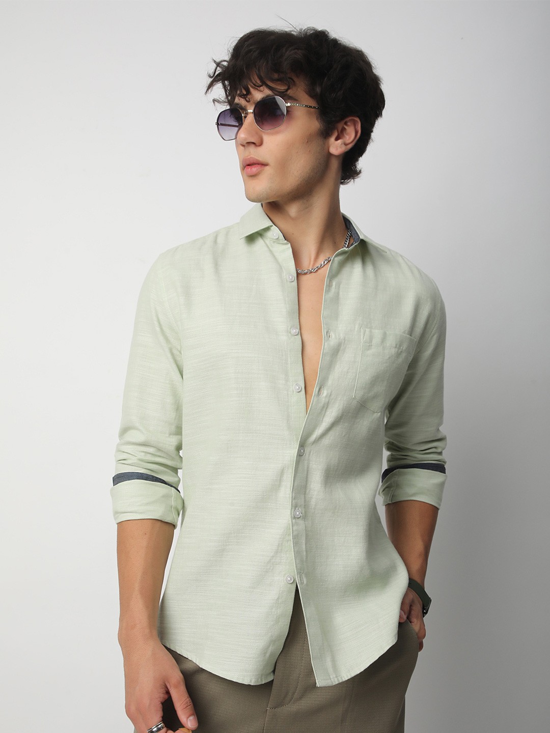 

VASTRADO Men Classic Cutaway Collar Textured Cotton Slim Fit Casual Shirt, Green