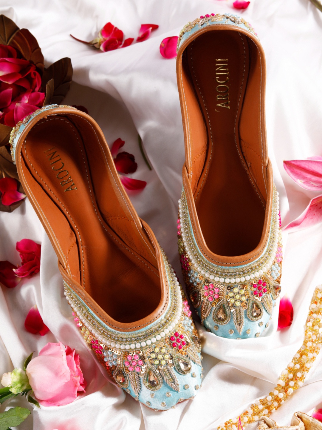 

NATSHUZ Women Leather Embellished Ethnic Mojaris, Turquoise blue