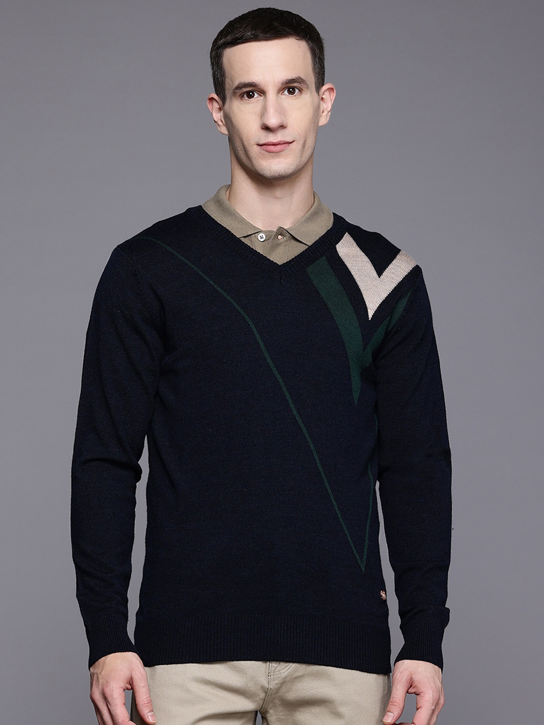 

Raymond V-Neck Pullover, Navy blue