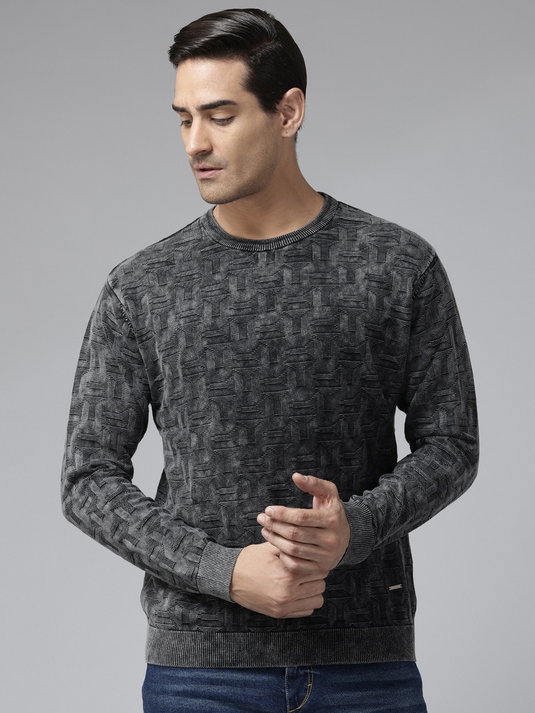 

Park Avenue Pure Cotton Geometric Pullover, Charcoal