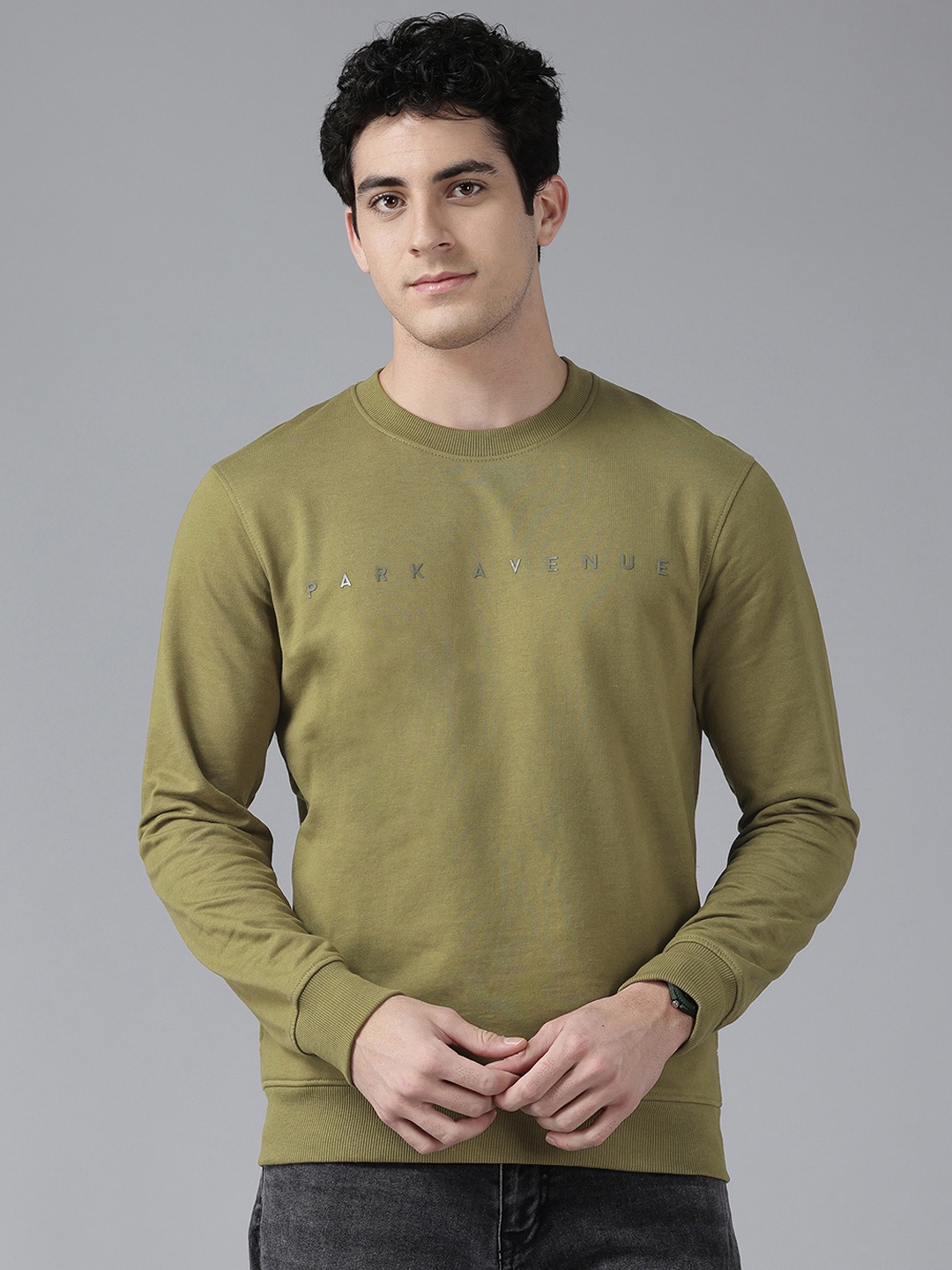 

Park Avenue Round Neck Brand Logo Print Sweatshirt, Olive