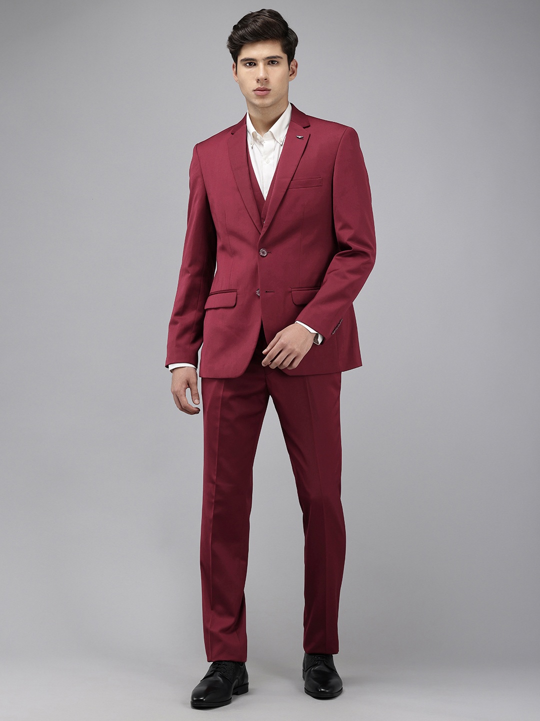 

Park Avenue Single Breasted Slim Fit 3-Piece Formal Suit, Maroon