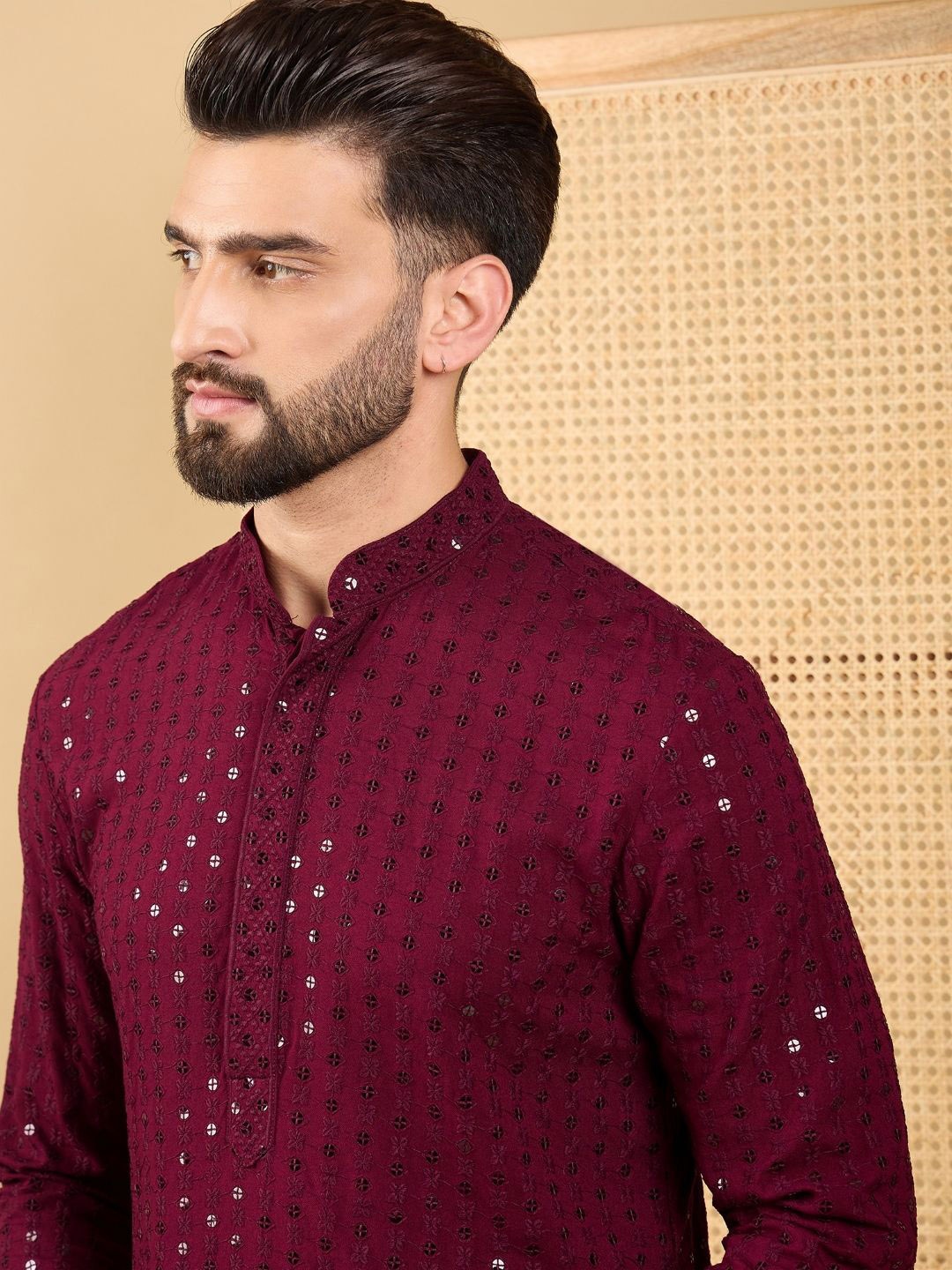 

Ethnic Bay Men Embroidered Mandarin Collar Long Sleeves Chikankari Kurta, Maroon