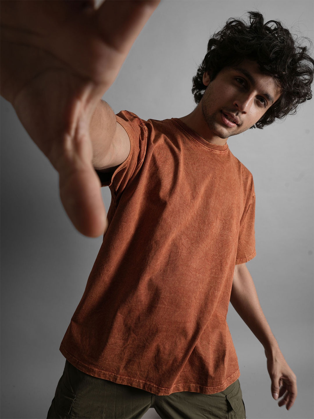 

BOMBAY TROOPER Men Solid Round Neck Pure Cotton Oversized T-shirt, Orange