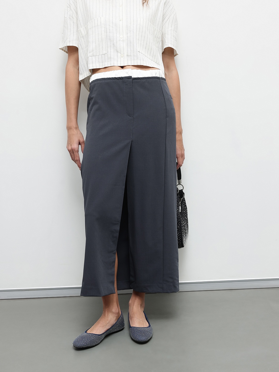 

ZARA Women Front Slit Midi Skirt, Grey