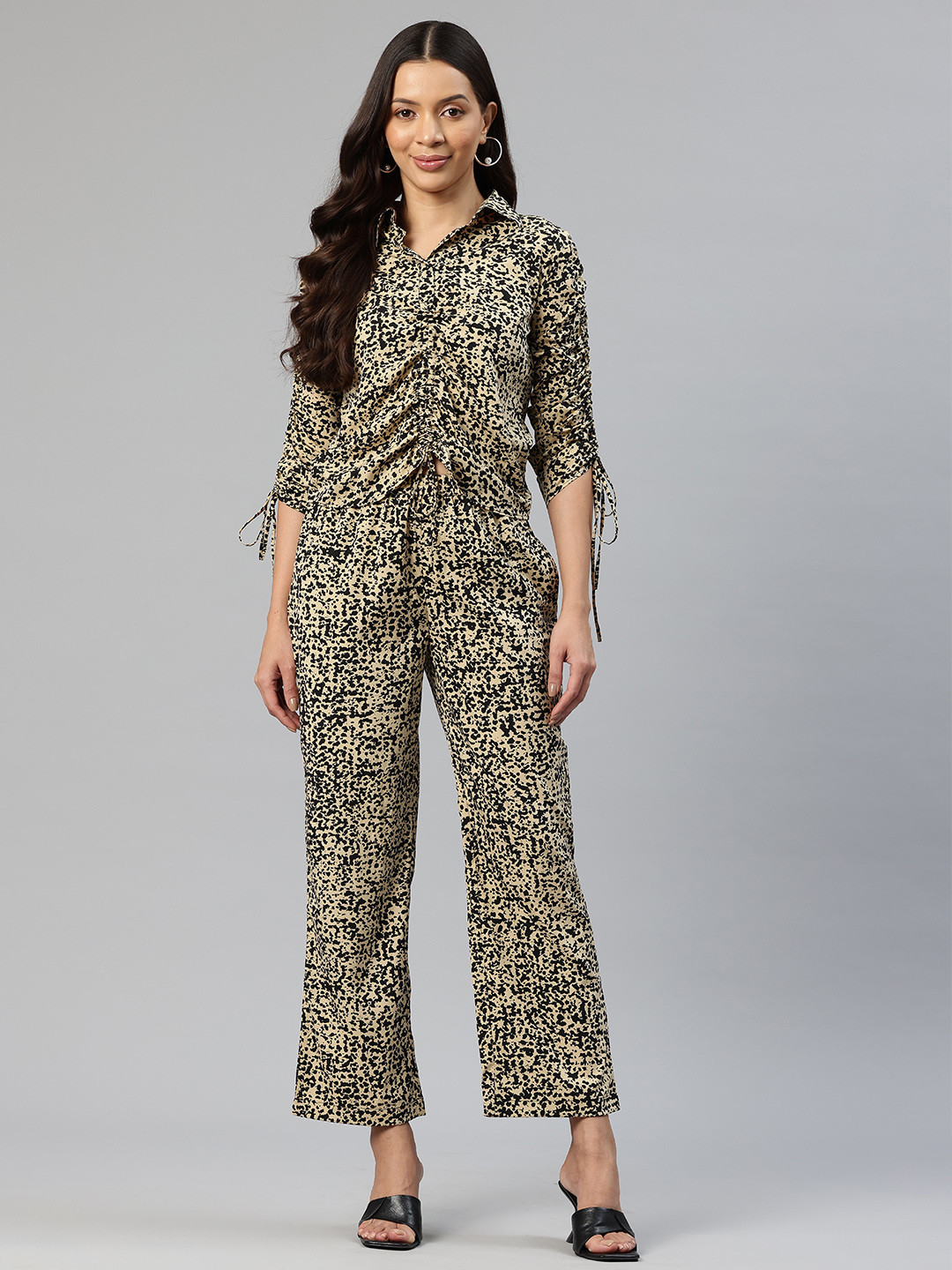 

Cottinfab Printed Ruched Top with Trousers, Beige