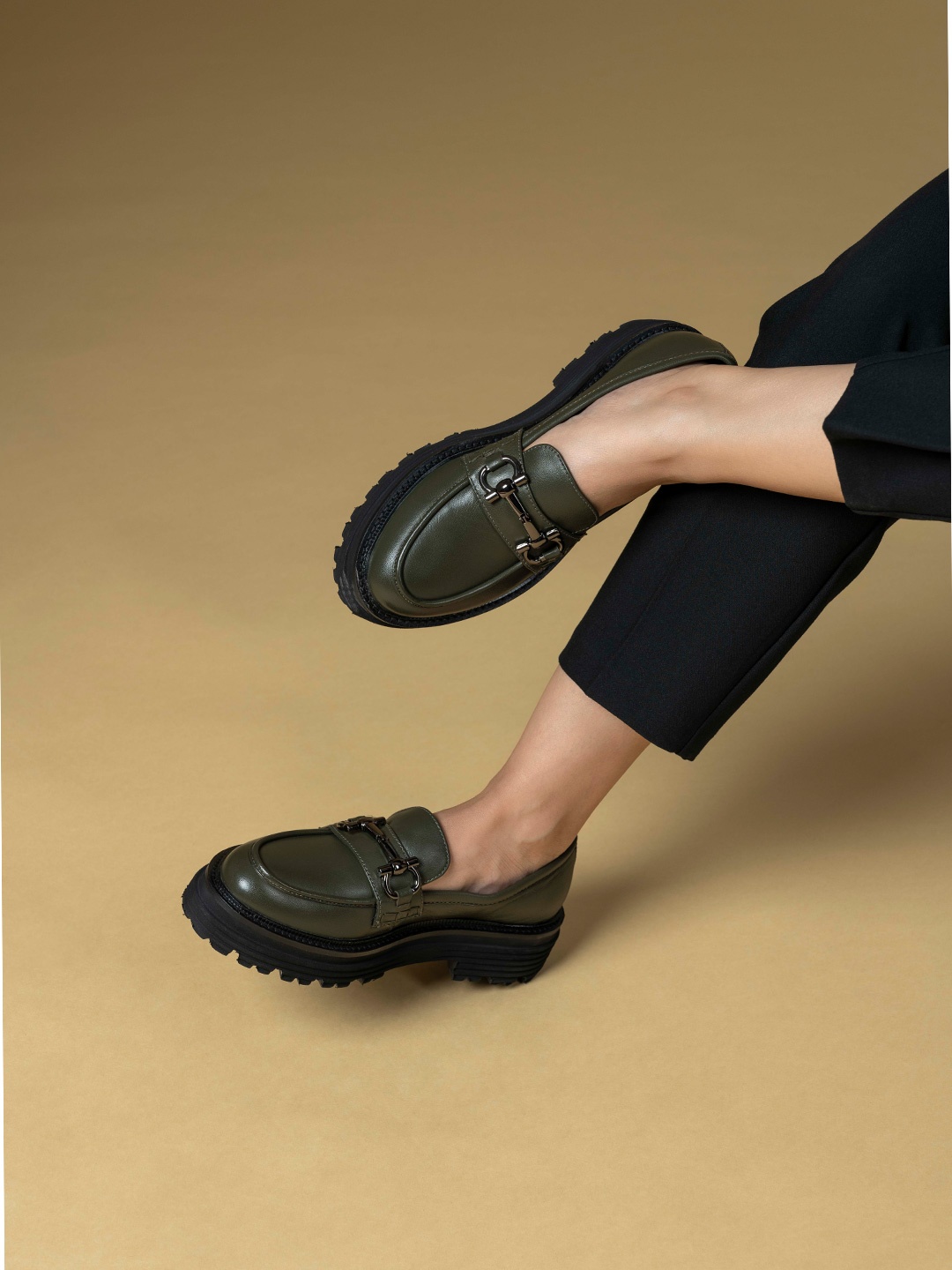 

MIORAH Women Leather Loafers, Olive