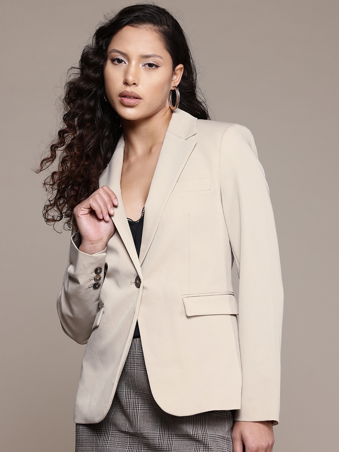 

MANGO Single-Breasted Fitted Jacket, Beige