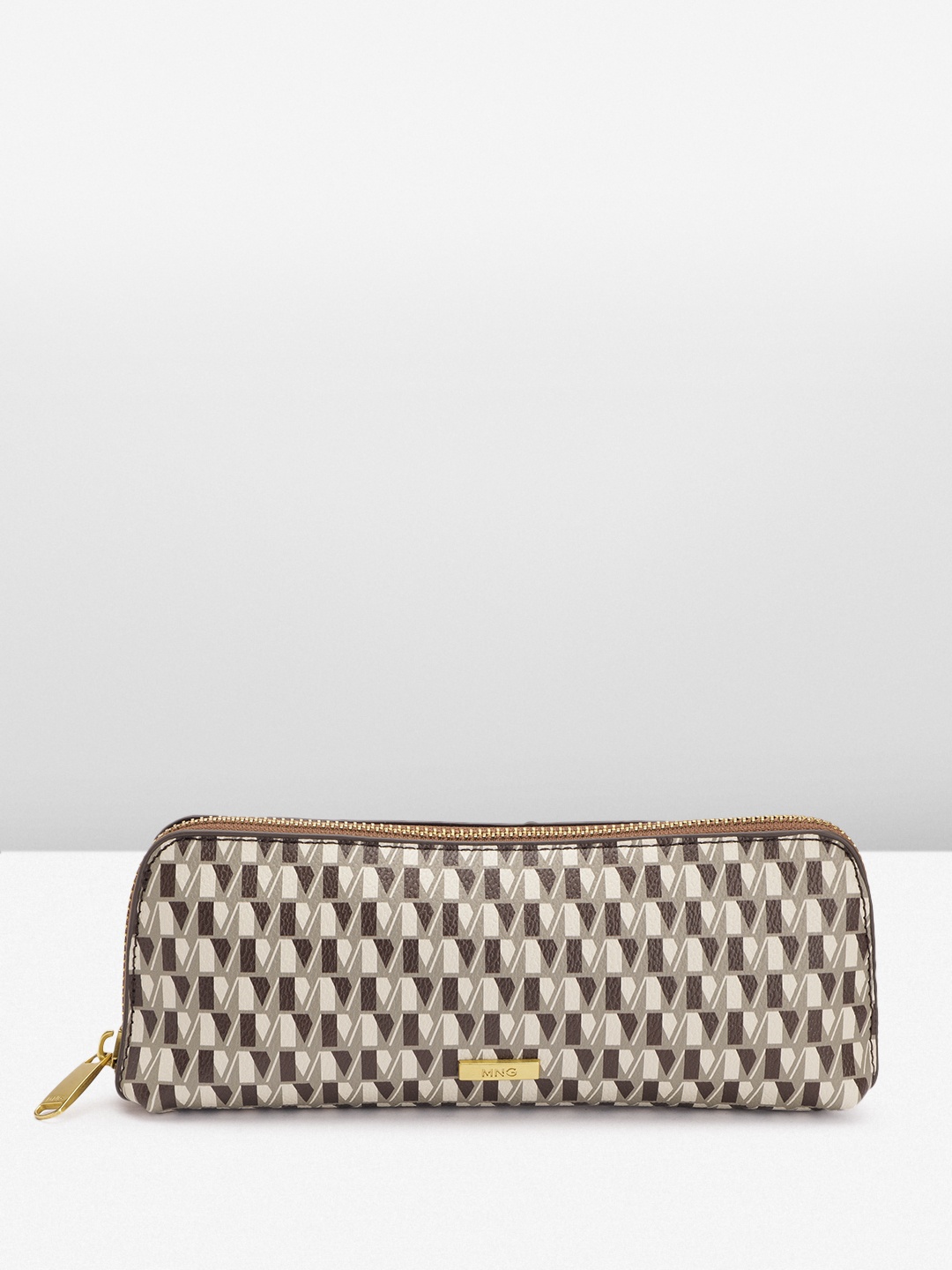 

MANGO Women Printed Travel Pouch, Brown