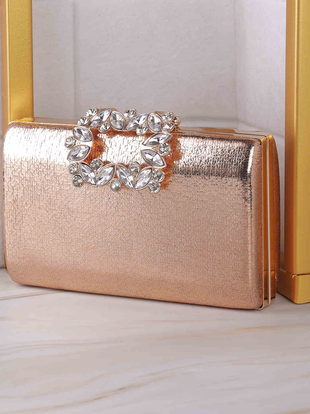 

Mochi Embellished Box Clutch, Pink