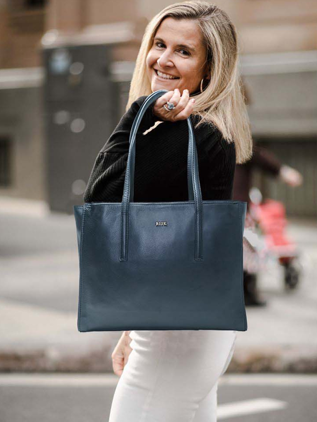 

RI2K LONDON Women Textured Leather Shoulder Bag, Navy blue