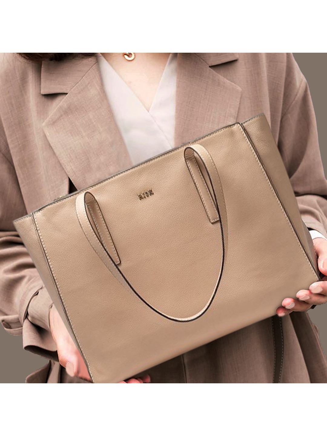 

RI2K LONDON Women Textured Leather Shoulder Bag, Brown